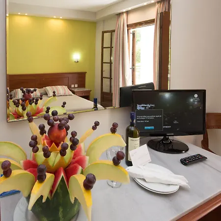 Hotel Grecotel Luxme Costa Botanica 5*